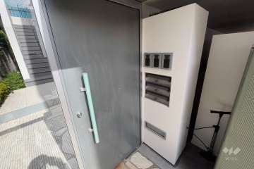 西エントランス