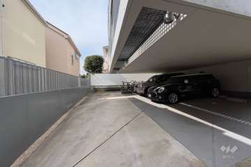 敷地内駐車場（屋内平面式）