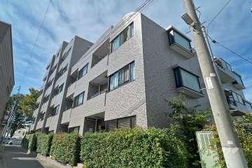 キャニオングランデ碑文谷南の外観（北東側から）