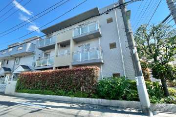 グランドメゾン都立大学の外観（北側から）