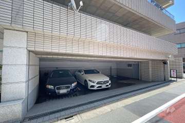 敷地内駐車場（屋内平面式）