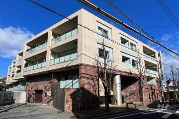 ピアースコード目黒洗足の外観(南側から)