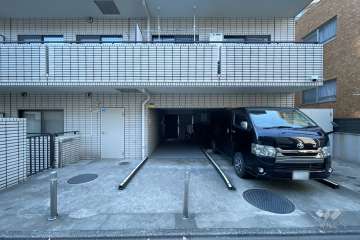 敷地内駐車場（屋外平面式）