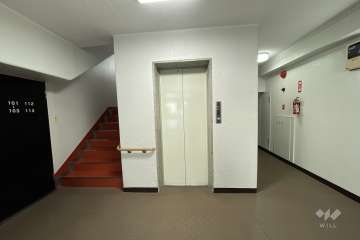 共用のエレベーター