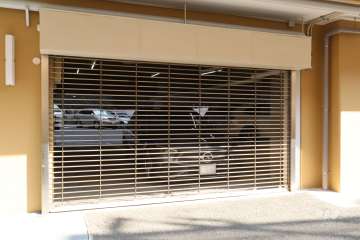 敷地内駐車場（屋内平面式）