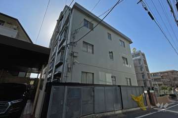 目黒ローヤルコーポの外観（北東側から）