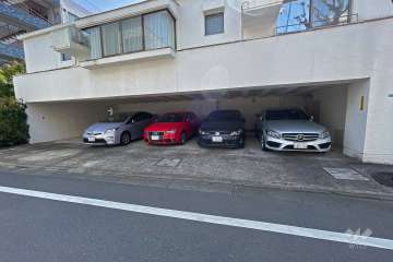 敷地内駐車場（屋内平面式）