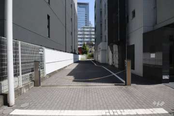 駐車場の出入り口