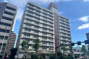 朝日中目黒マンションの外観（北西側から）