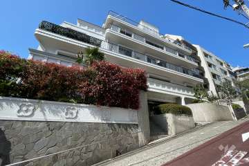 シャンボール第2目黒の外観（南西側から）