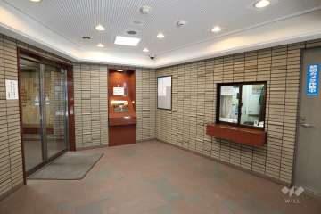 エントランス内