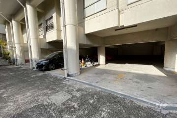 敷地内駐車場（屋内平面式）