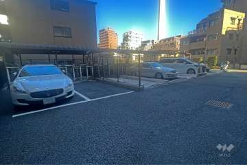 敷地内駐車場（屋外平面式）