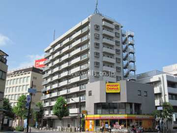 ファミール伊丹デュオの外観（北東側から）