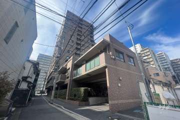 ライオンズプラザ目黒の外観(南東側から)