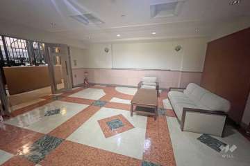 エントランスホール