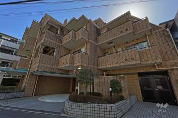 ファミールグラン恵比寿の外観（北西側から）