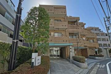 ファミールグラン恵比寿の外観（北東側から）