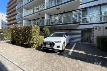 敷地内駐車場（屋外平面式）