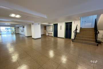 広々としたエントランス