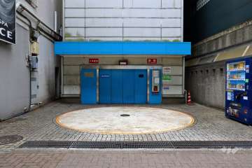 敷地内駐車場（タワー式立体）