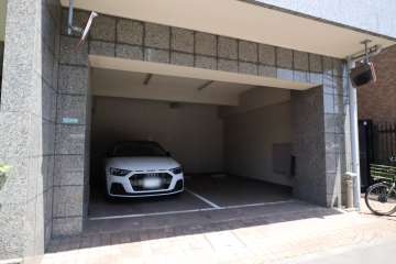 敷地内駐車場（屋内平面式）　