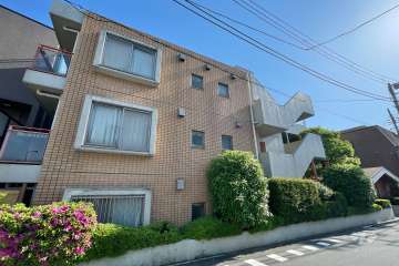 レベント柿の木坂の外観（北東側から）