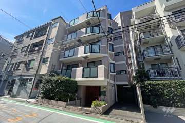 エクセレンス目黒の外観（北東側から）