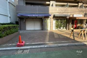 敷地内駐車場（屋外平面式）