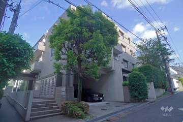 パロス駒場東大前の外観（北西側から）