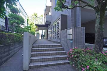 エントランスアプローチ