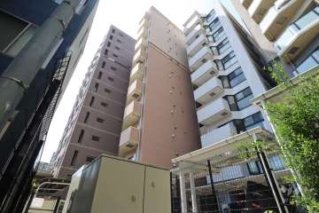 メゾンドヴィレ目黒の外観(北側から)