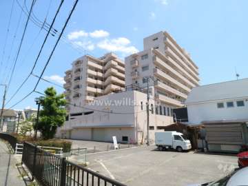 レジデンス昆陽の外観（北西側から）