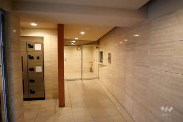 エントランスホール