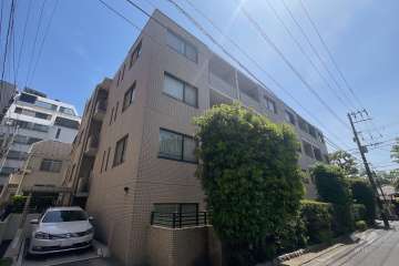 クリオ目黒ラモードの外観（北西側から）