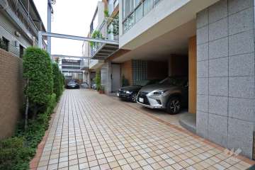 エントランスアプローチ