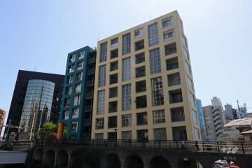 Cellsの外観(北東側から)