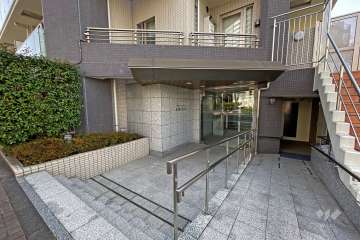 エントランスアプローチ