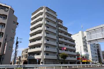 ヴェルト柿の木坂の外観(南東側から)