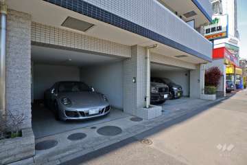 敷地内駐車場（屋内平面式）