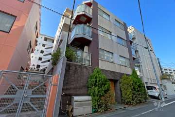アデッソ目黒東山の外観（北東側から）