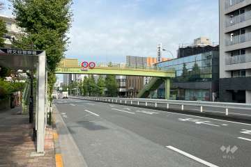 敷地北西側の前面道路　　