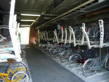 屋内にある駐輪場