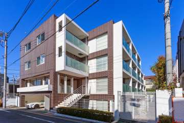 ホームズ自由が丘３の外観（南東側から）