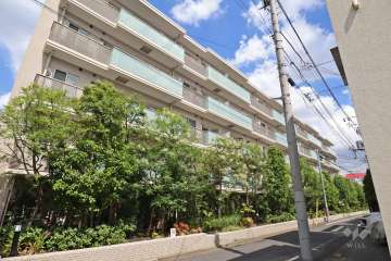 パークホームズ目黒中町の外観（南西側から）