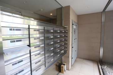 共用ポストと宅配ボックス