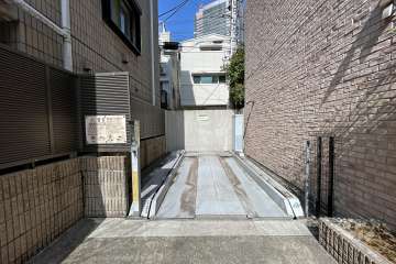 敷地内駐車場（屋外機械式）