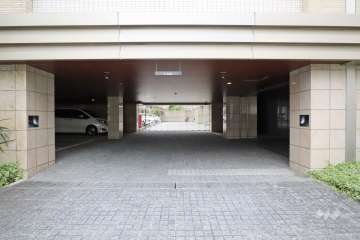 敷地内駐車場（屋内平面式）