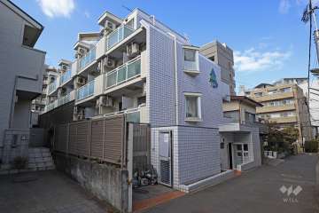 トップルーム都立大学の外観（南東側から）