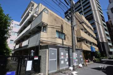 メゾン・ド・カナリの外観（南東側から）